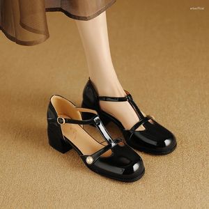 Dress Shoes Plus Size Glossy Patent Leather Inlaid With Pearls T-Tie Buckle Noble Sandals Square Toe Side Hollowed Fashion