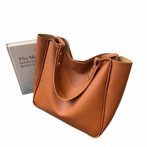Sacos femininos de grande capacidade feitos de couro 2023 novas bolsas femininas famosas marca sacos de ombro loja e sacos de viagem w5cO #
