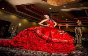 2022 Red Sweet 16 Ball Gown Quinceanera Dresses Sweetheart Backless Arabic Style Appliques Ruched Prom Party Gowns Cheap4409696