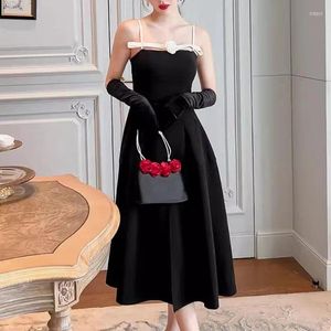 Sıradan Elbiseler Siyah Kayış Spagetti Elbise Çiçek Yazılı Yaz Zarif Bodycon Bayan Lüks Tasarım Vintage Vestido Akşam