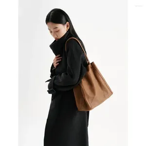 Сумки на плечо 2024, модная тенденция, женская сумка, нишевый дизайн, высококачественное изысканное ведро, универсальная сумка через плечо в западном стиле