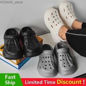 home shoes 2024 New Unisex Beach Sandals Light Weight Hollow Slippers Summer Quick Dry Flat ical Men Women Clogs Plus Size 36-45 Y240401