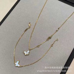 Designer High Version Van Clover Butterfly Necklace Female Light Luxury Small and Popular High end Fritillaria Bracelet Live Online