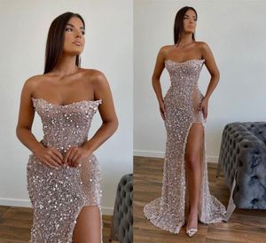 Splendidi abiti da ballo da sera con paillettes 2023 Nuovi abiti da sera sexy senza spalline senza spalline con spacco alto Donne Occasioni formali Celebrità W6936711