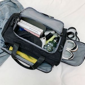 Outdoor-Reise-Designer-Reisetasche aus Segeltuch für Männer und Frauen, luxuriöse Handtaschen, große Kapazität, Sporttaschen, Trocken- und Nasstrennung, Aufbewahrungstaschen für Schuhe, Fitnessstudio, Reisetaschen, Gepäcktasche