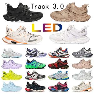 Spår Paris 3 med LED -designer Casual Shoes Herrens kvinnors spår 3.0 Runners Light Up Triple S Pink Light Blue Grey Full Black Reflective Designer Sneakers Platform M1