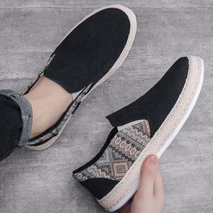 Casual Shoes Męskie nadruki płócienne gęste dolne mokasyny okrągłe palce lekkie wygodne trampki zapatillas para hombre