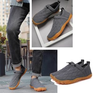 Mens Barefoot Shoes Wear-resistent andningsbara promenadskor Lätt bekväm att springa sneakers för höstvinter