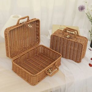 Valigia in rattan intrecciato con scatola regalo fatta a mano, portaoggetti cosmetici, cesti per biancheria da picnic in vimini, casa 240327