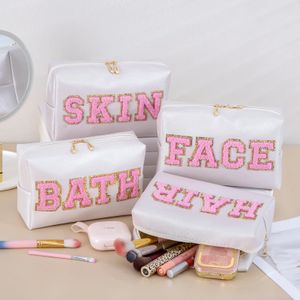 Söt rese chenille varsity ansiktsbrev makeup väska preppy patch kosmetisk påse för tonåringar flickor kvinnor toalettartil lagringsarrangör 240321