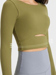 Kvinnors T -skjortor Kvinnor Athletic Long Sleeve Slim Fit Cut Out Active Tees Grundläggande Solid Workout Yoga Top With Thumb Hole