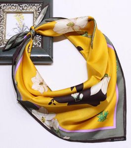 Ny lyxdesigner Small Square Scarf 100 Real Silk Scarf Head Scarves and Shawls wraps hijab pannband bandana halsduk hals 9347340