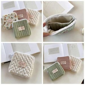 Cosmetic Bags Flower Pendant Sanitary Napkin Storage Bag Korean Style Ox Cloth Small Item Data Cable