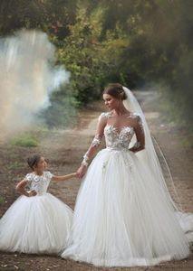 Cheap 2019 Two Pieces Ball Gown Dresses Wedding Little Girls And Women 3D Flowers Puffy Tulle Skirts Vestido Bridal Custom4925816