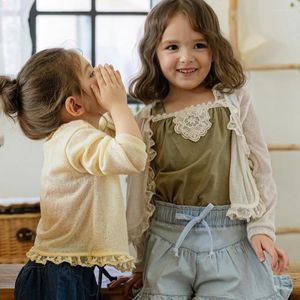 Giacche per bambini abbigliamento ragazza sottile cappotto 2024 in pizzo estivo solido sweet casual semplice manica lunga camicia solare