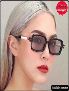 Luxury Fashion Trends 60off1 Design Solglasögon Jing Bairan Star med German Street Shooting Square Plate Solglasögon P2 Personlig5596852