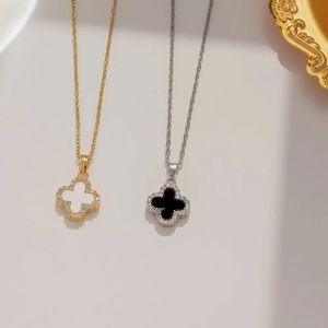 Designer Jewelry 18K Plated gold Necklaces girls Gift Clover Necklace Hot designer Pendant Necklaces women Elegant Highly Quality two-sided Choker