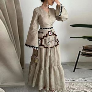 Elegant V Neck High Taille Plissee Long Dress Fashion Baumwollwäsche ethnische Druck Saum weibliche Flare -Hülle Aline 240418