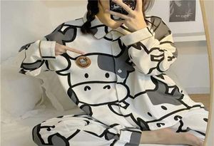 Qweek Cow Print Pyjamas Two Piece Set Autumn Pijamas Women Cotton Söta hemkläder Pyjamas Sleepwear Japanese Style Kawaii 2112111970938