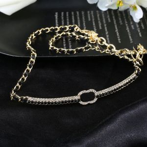 Luxury C Halsband Classic Pendant Designer Jewelry Letter C Pearl Gold Cclies Chokers Halsband Party Högkvalitativa tillbehör 7976