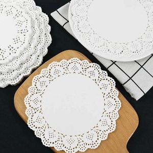 Bord mattor 100 st runda papper spetsar doilies cake placemat party bröllop bakning dekoration kreativt hantverk servetter