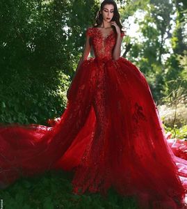 2018 New Vintage Mermaid Red Lace Wedding Dresses With Detachable Train VNeck Sleeveless Applique Tulle Overskirt Dubai arabic Br8769951