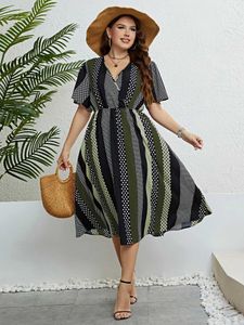 Podstawowe sukienki swobodne sukienki dla dziewczynki plus size Summer retro kropka pionowa w paski wielokolorowa sukienka vintage wakacje codzienne sukienkę księżniczki Y240429