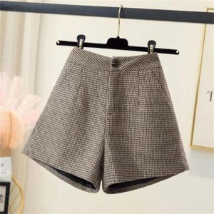 Kvinnors shorts tweed ullkvinnor 2024 Autumn Winter High midja bälte eleganta korta byxor All-Match Ladies Slim Plaid Breechoth yttre