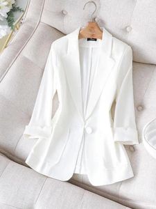 Ternos femininos Blazer branco preto Tops para mulheres chiques elegantes damas verdes de sete pontos Jaqueta de manga Spring Summer 2024 Trendência da moda de terno