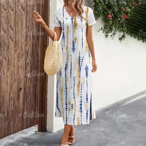 Sommerurlaubsfrau Kleider Fashions Elegant für Frauen schrittweise Veränderungsstreifen V-Ausschnitt Long Kleid Kurzarm Schlitzrock 240420