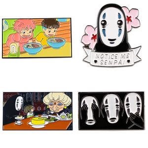 Giapponese Spirited Away No Face Man smalto Pin Film anime Cine Games Games Hard smalte Pins raccolta battitori per backpack con zaino in metallo