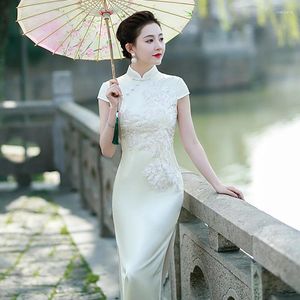 Etniska kläder plus storlek 5xlmandarin krage broderare cheongsam vestidso kinesisk elegant kvällsfest lång klänning sexig split utföra qipao