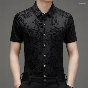 メンズカジュアルシャツブラックチャイニーズマスコットスタイルビジネスとレジャーパパの服の夏のトップのための短い袖の弾力性のある群れシャツ