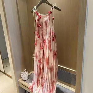 French Printed Camisole Dress for Women 2024 New AW High-End Heavy Industry tredimensionell blommesemesterstil Lång klänning