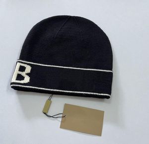 2022 Fashion Highquality Beanie Unisex Cappello a maglia Sport Classical Sports Caps for Women and Men Autume Inverno Cappelli Ladies Casual8993855