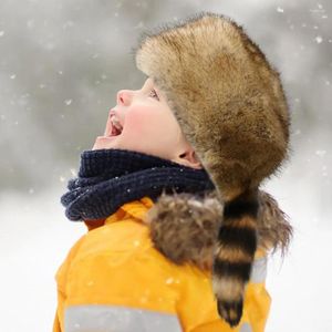 Basker vackra damer hatt ryska bekväma flickor höst vinter termiska kvinnor mössa