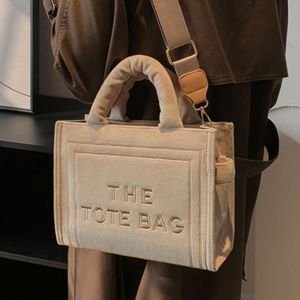 Bolsas de impressão de letra elegante de flanela moderna