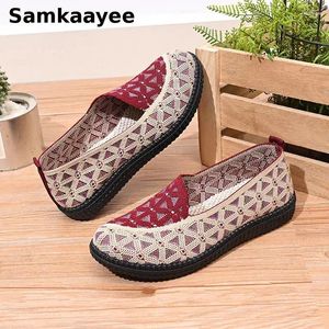 Buty zwykłe 35-40 Kobiet Flats Lofers Spring Autumn Samica Siatka Oddychana wsuwana miękkie kolory mieszane okrągłe palce zapatos y20