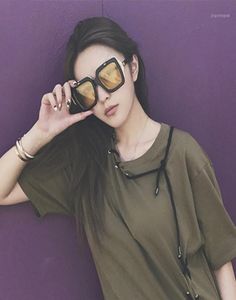 Sunglasses A69F Oversized Square Flip Up Sun Glasses Vintage Retro Double Lens Style Shades 20218424411