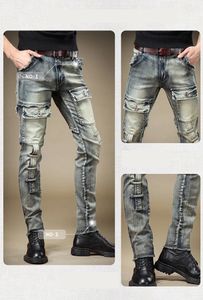 Modne spodnie męskie Kieszenie Wysokiej jakości dżinsy Y2K Vintage Blue Moto Denim Spodni Autumn Streetwear Mens Ubranie 240428