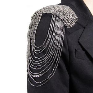 Brooches 1Pc Tassel Epaulet Elegant Shoulder Badge Exquisite Temperament Brooch Epaulette Women Accessory