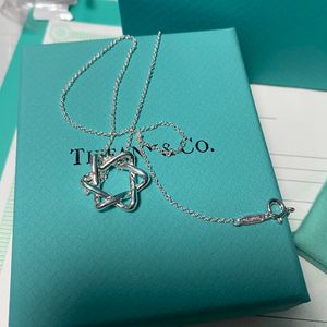 Necklace brand designer necklace luxury jewelry Necklaces Solid Colour Letter Design Necklace higher quality diamond Jewelry 2 colours very nice beauty gift 2