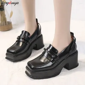 Kleiderschuhe Japanische Highschool -Schüler 2024 Frauen Lolita Plattform Lederpumpen Frau Runde Toe Mary Jane Chunky Sladers