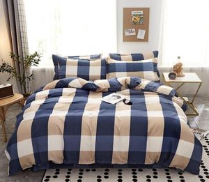 Conjuntos de edredons de canteiros de designer 100 conjuntos de cama de seda de cetim de boa qualidade 4pcs coverlat sheetpillowcase6501249