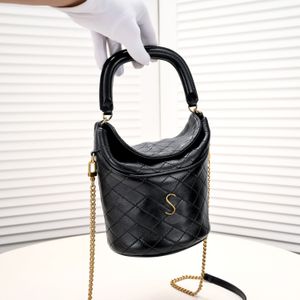 10a luksusowy projektant mini torba na ramię nowa moda damska kubełko crossbody torba mała torba na pikowane skórzane mini torebki mini torby na telefon komórkowy