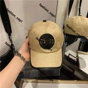 Louies Hat Cucci Cap Cap Caps Designers Mens Baseball Caps Brand Tiger Head Hat Bee Snake ricamato da ossa ricamato da uomo Donne Casquette Cucci Sun Hat Sports Mesh Cappello a bucket 234