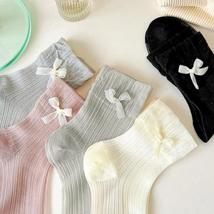 Frauen Socken süße Bogen Rüsche kurz für Mädchen Sommer Ultra-dünn atmungsaktuelle Feste Farben transparent schiere Mesh-Knöchel