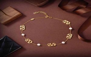 Luxur Designer V Pendant Necklace Letter Halsband Choker Armband Fashion Woman Pearl Armelets Classic Jewelry Popularity Women8607038