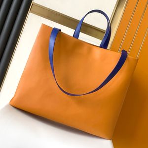 9A Tasarımcı Çantası İşlenmiş logo üst kolu ve çıkarılabilir omuz askısı ile üst kaliteli alışveriş tote orta kadın el çantası