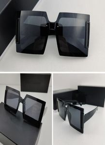 Квадратные дизайнерские солнцезащитные очки для женщин Мужчины Большой плоский топ модный щит Большой ультрафиолетовый защита от ободрения Shades7656980